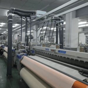 Loom blowing and suction cleaning machine